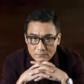 含紧一点h边做边走女男视频